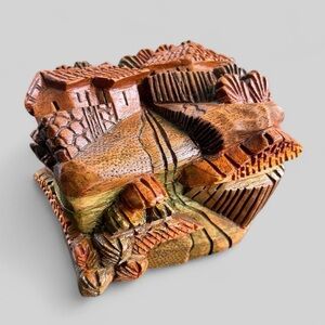 RARE stunning hand-carved artisan wooden treasure box, 2 hinge, country scene